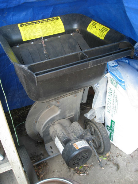 Our Patriot shredder - the answer to the age-old argument of chop up vs. throw it in whole